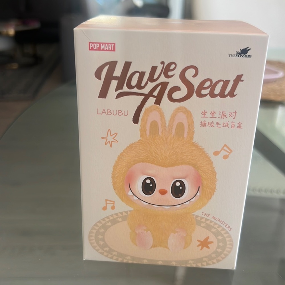 AUTHENTIC NEW Pop Mart LABUBU Have a Seat Vinyl Plush - DADA (SEALED BOX)